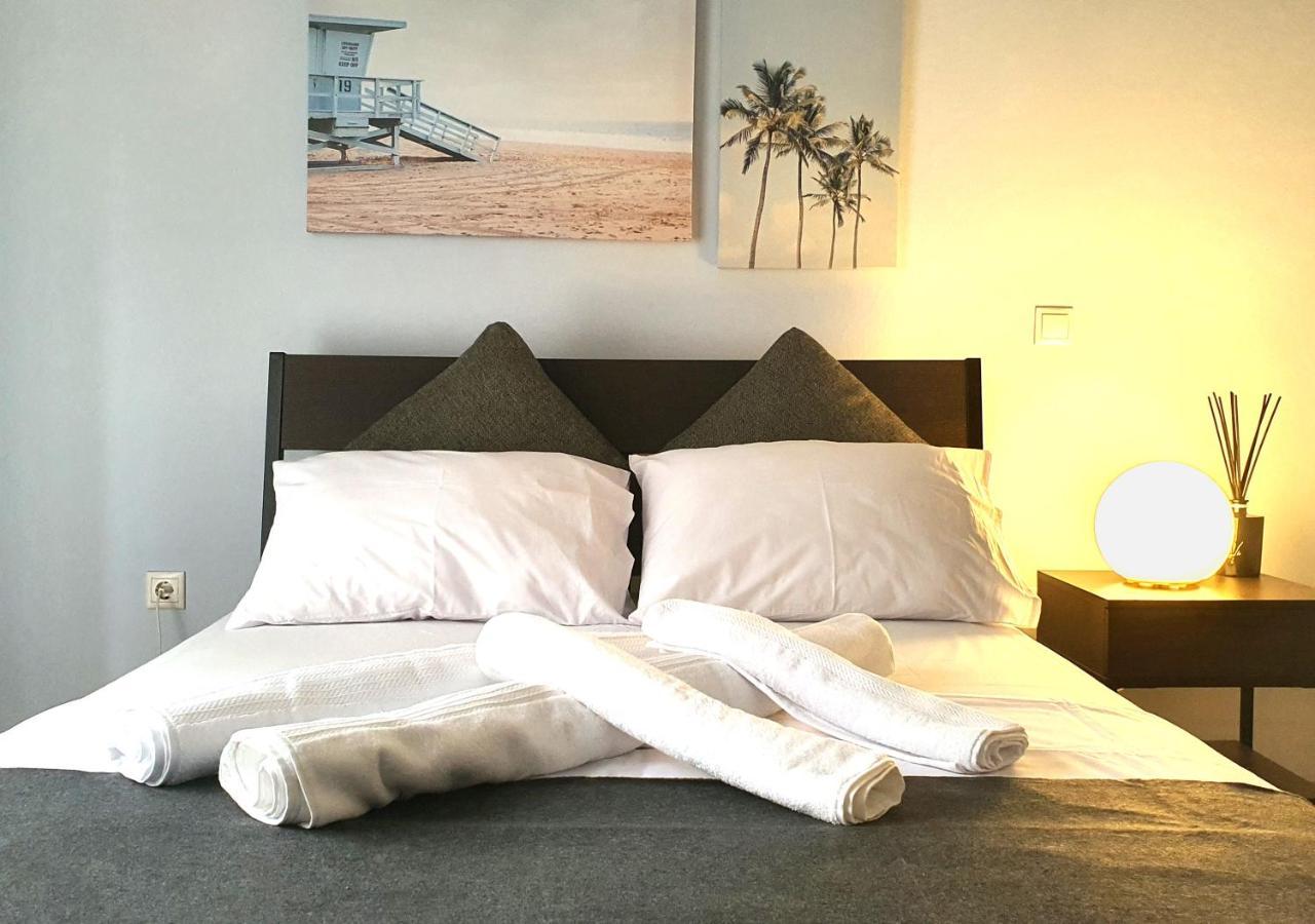 Pame Rentals - Entire Apartment With Free Parking Aten Exteriör bild