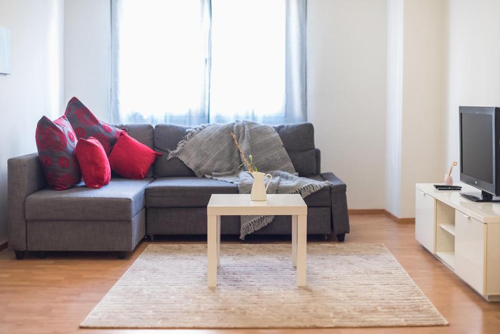 Pame Rentals - Entire Apartment With Free Parking Aten Exteriör bild