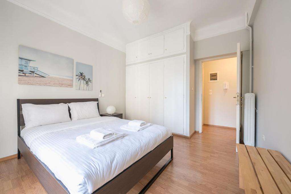 Pame Rentals - Entire Apartment With Free Parking Aten Exteriör bild